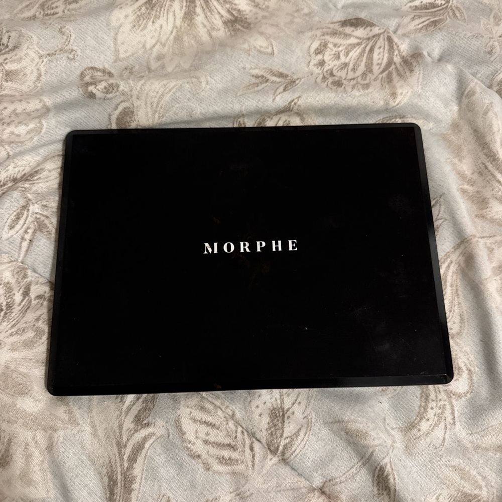 Morphe Sleek Black Laptop